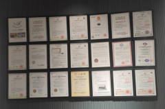 ϯ��˼�ڽ�Smilecity��Ȩ����֤�ӳ֣��ڿƼ���׵���棬ȫ�����ٵ����콡���޾��·���